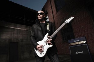 Joe Satriani, foto fornita da Azalea Promotion
