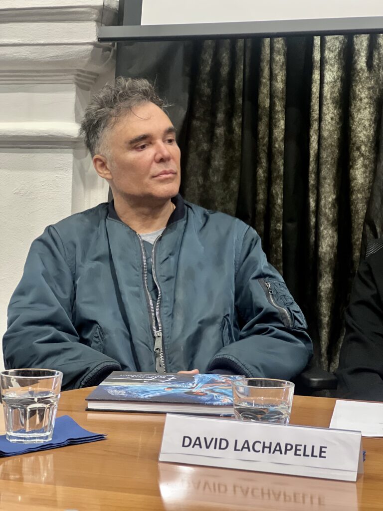 Mostra fotografica di David LaChapelle,Fulmini, Salone degli Incanti Trieste, foto dell’inaugurazione di Laura Poretti Rizman
